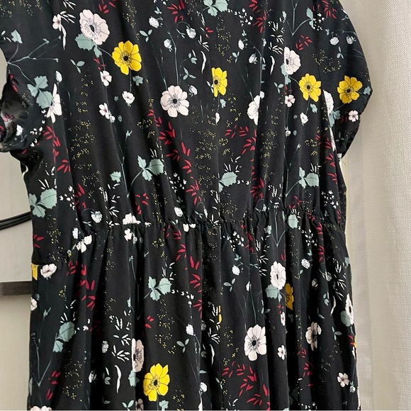 Emery Rose Floral Black Dress - Picture 10 of 10